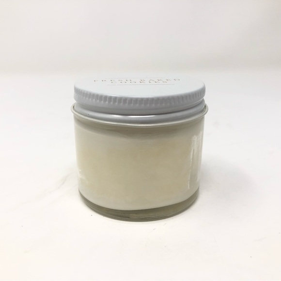 NWT Antique Candle Co. 2oz fresh baked cookie soy wax 0408 - Picture 2 of 6